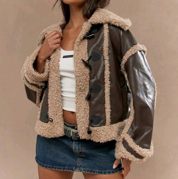 Duffled Shearling Coat Winter Wear - Picture 4 of 4